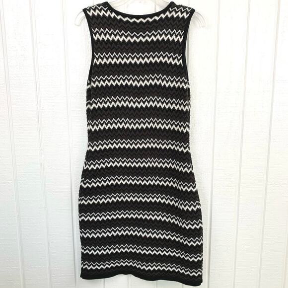 Calvin Klein Women Sleeveless Chevron Knit Sweater Dress Winter Brown Size PS - Picture 4 of 7